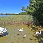 Semesterbostad Rheinsberg Scharfenberg